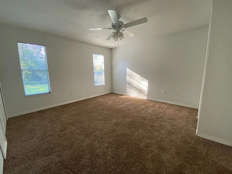 1778 Belspring Ave — Photo 9