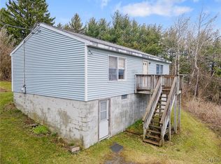 2547 Case Hill Rd, La Fayette, NY 13084