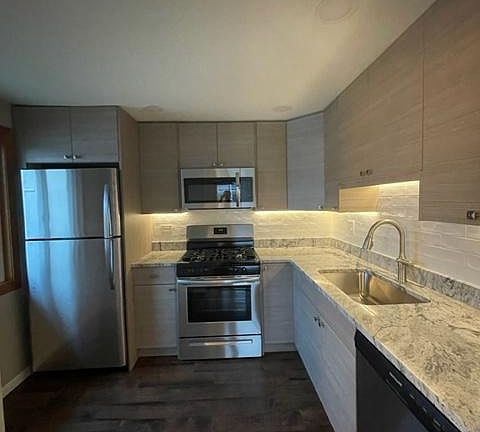3rd image of 200 Nauset Ln #1323