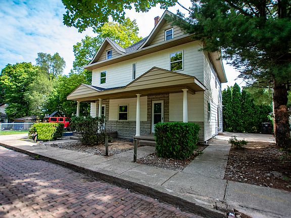 2nd image of 1520 Ottawa Ct #1