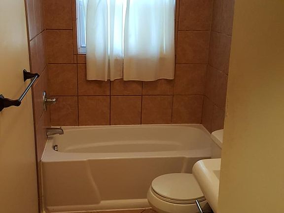 Upper Level Bathroom