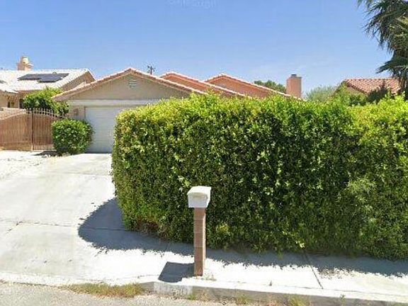 3rd image of 12300 Pomelo Dr