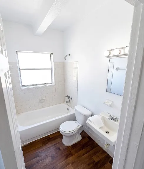 5261 Alhambra Dr #7 — Photo 7