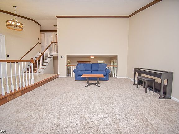 5th image of 18086 Winchester Ct