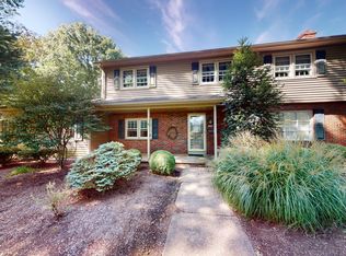 1005 Saint Davids Rd, Williamsport, PA 17701