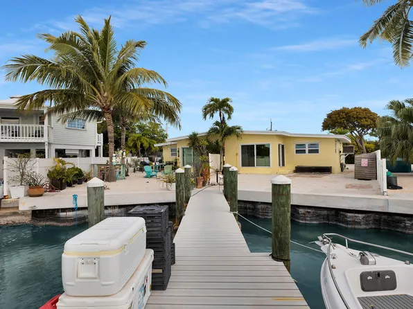 18 Man O War Dr, Marathon, FL 33050