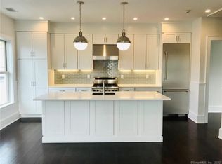 121 Park St #A, New Canaan, CT 06840