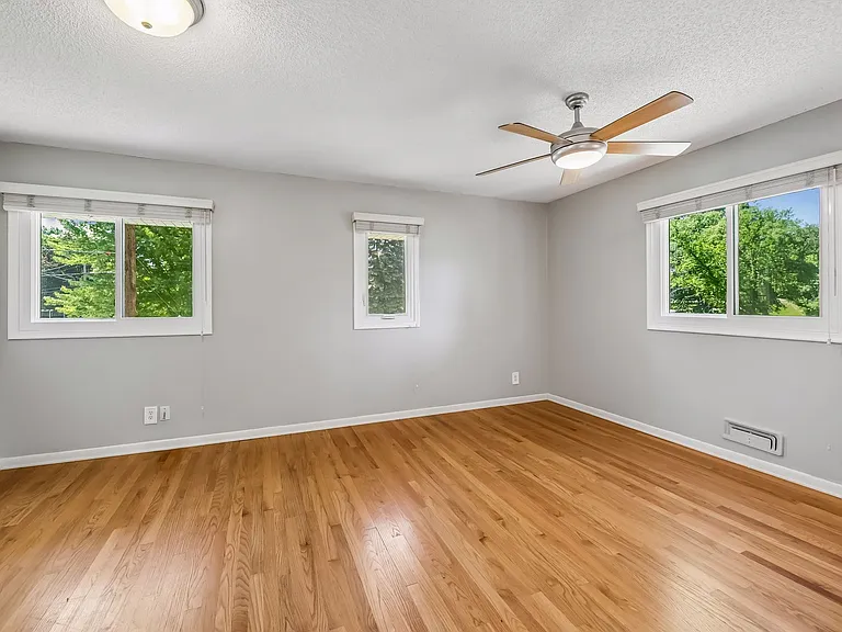 6013 Porter Ln — Photo 9