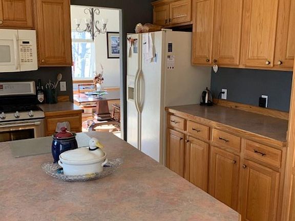 5th image of 3187 S Candace Ln