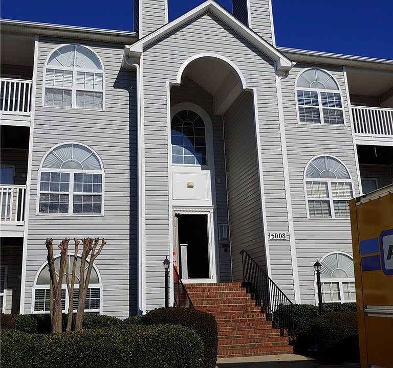 2nd image of 5008 E Lawndale Dr