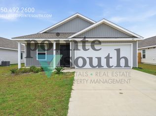 4631 Carlstrom Ln, Pensacola, FL 32507
