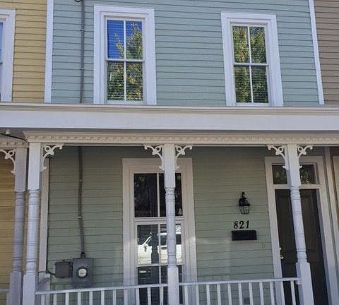 2nd image of 821 N 26th St