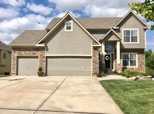 9811 N Donnelly Ave, Kansas City, MO 64157
