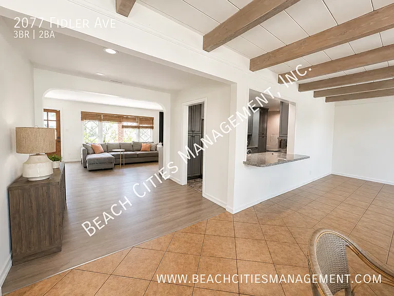 2077 Fidler Ave — Photo 11