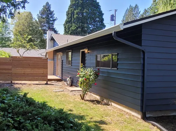 305 SW 144th Ave, Beaverton, OR 97006