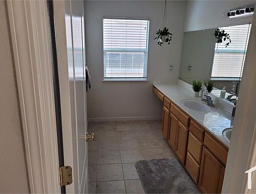 5th image of 1208 Brooktrail Dr