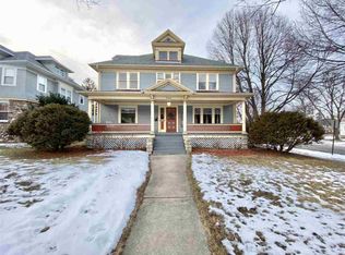 702 S Quincy St, Green Bay, WI 54301