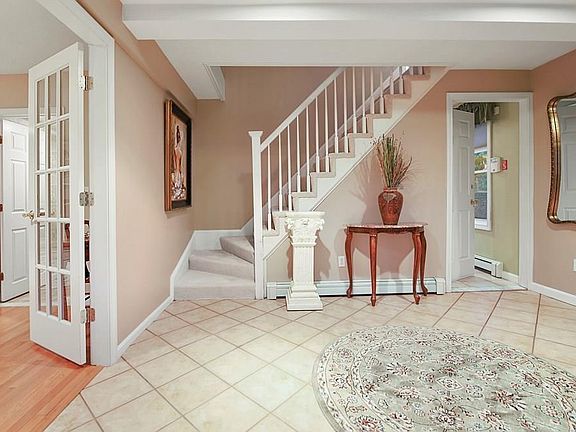 3rd image of 43 Dale St Unit 43
