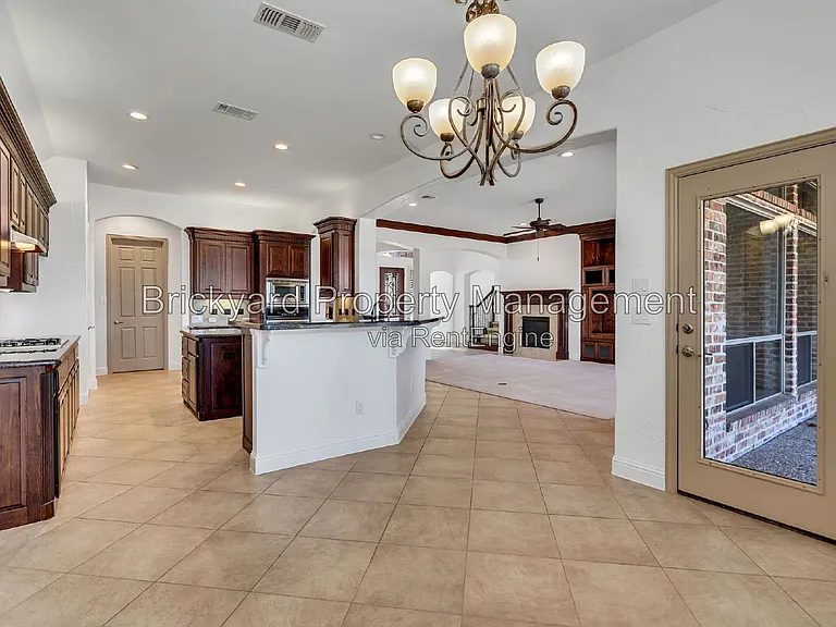 350 Pine Valley Dr — Photo 20