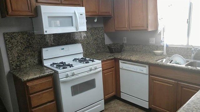 2nd image of 2208 Moonflower Ct