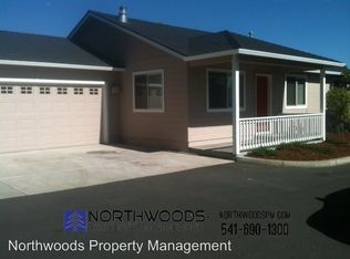 2378 Corona Ave, Medford, OR 97504