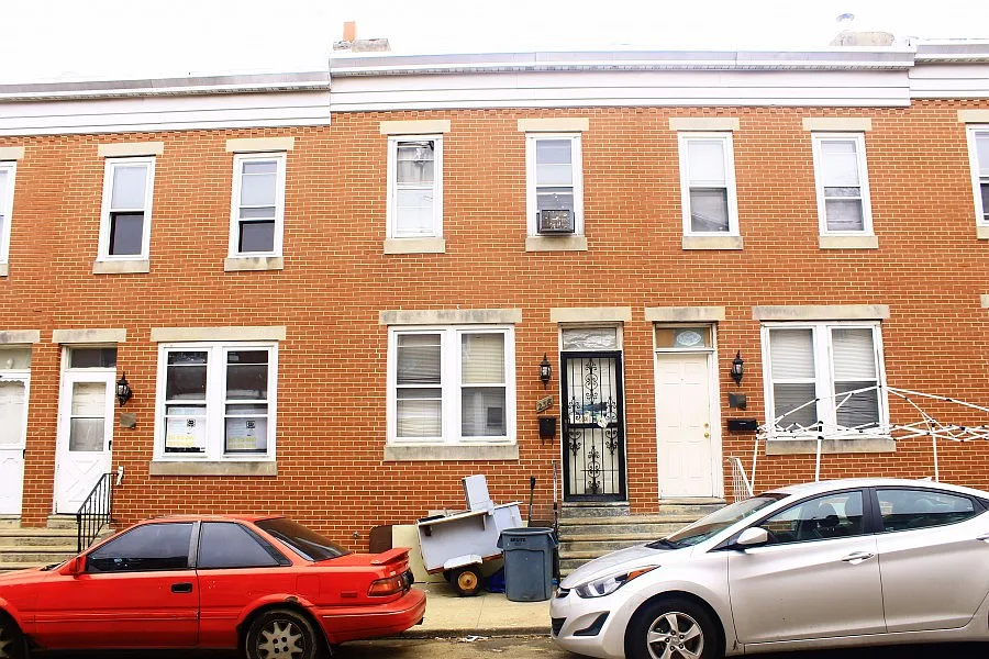 238 E Stella St photo 1