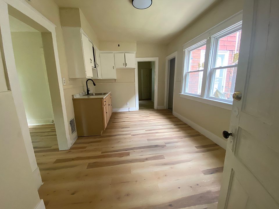 1st image of 531 16th St APT 1