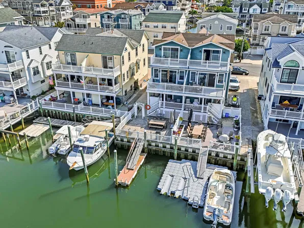 313 44th St E #Sea, Sea Isle City, NJ 08243