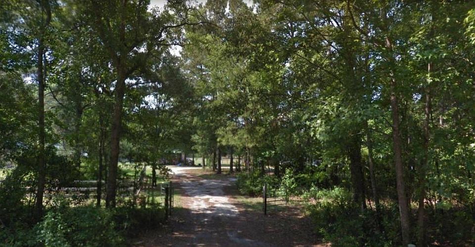 2nd image of 6254 Hyde Park Rd