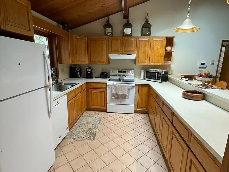 3530 Spruce Cabin Rd — Photo 8
