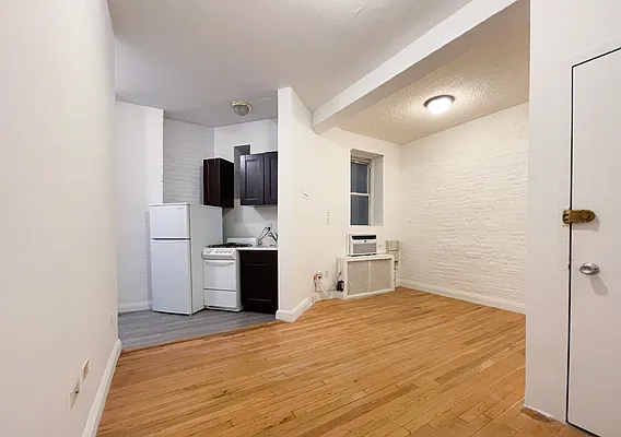 Rented by Kahen Properties | media 20