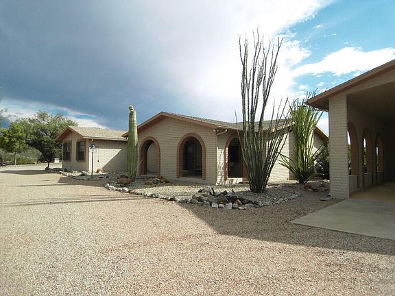 3rd image of 1287 N Taboma Ln