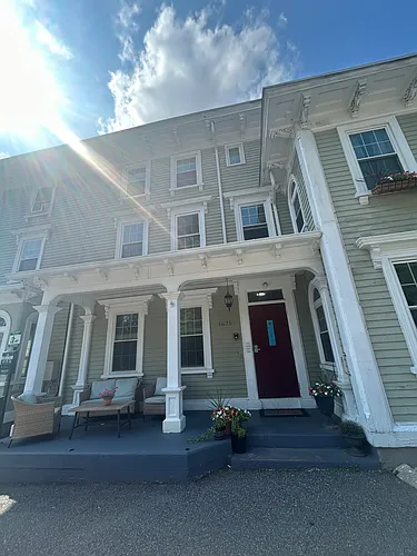 1621 Smith St #1 Photo 1