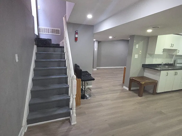 14 Tina Ct #2 — Photo 6