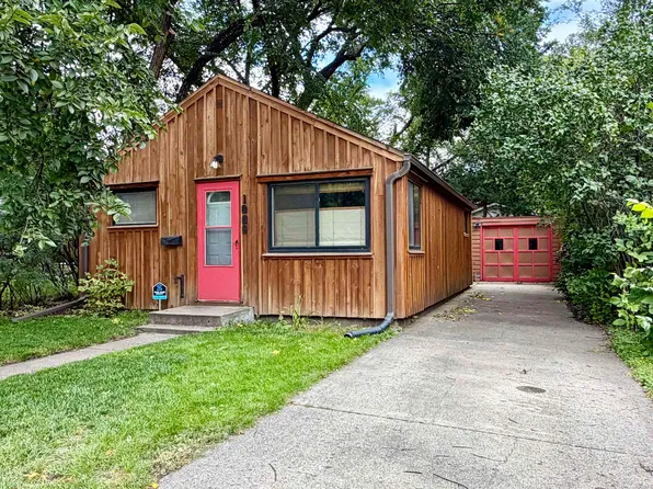1006 University Ave W, Minot, ND 58703