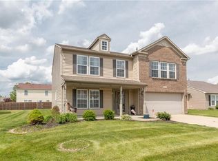 676 Hickory Pine Dr, New Whiteland, IN 46184