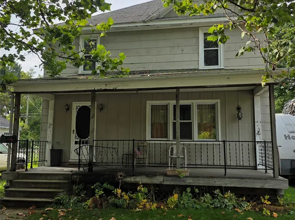 112 Alexander St, Caro, MI 48723