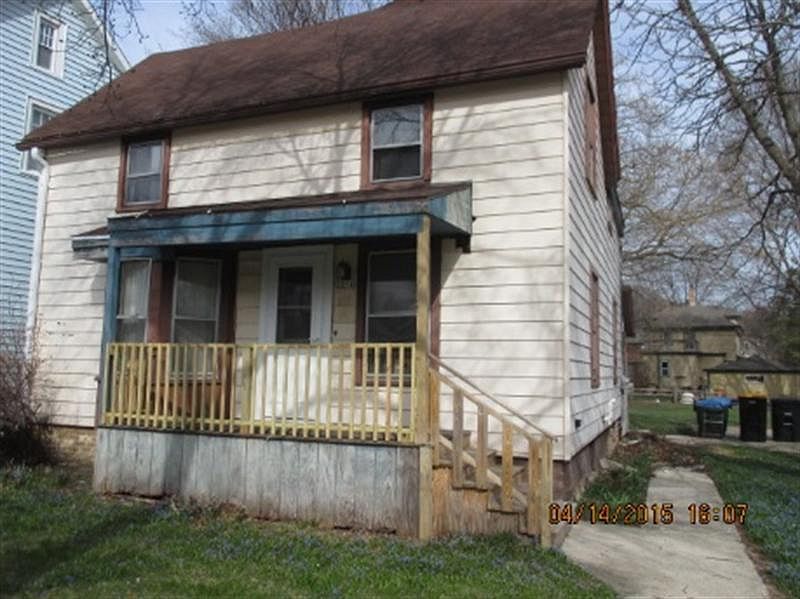 1st image of 1378 N 72nd St