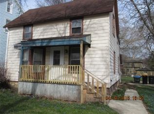 1378 N 72nd St, Wauwatosa, WI 53213