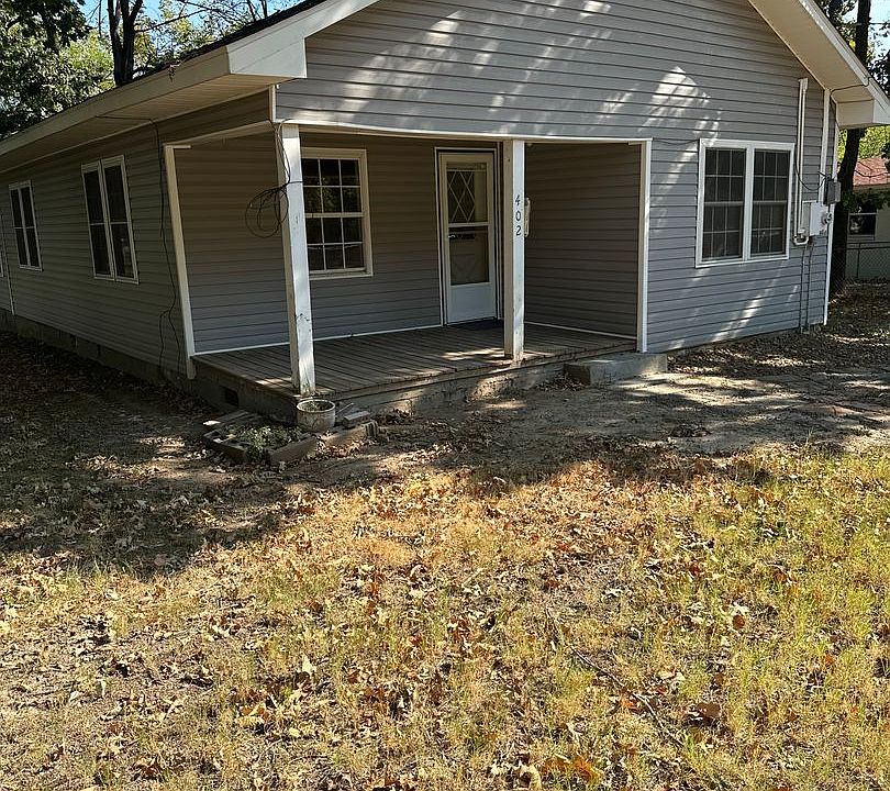1st image of 402 Hart Ave