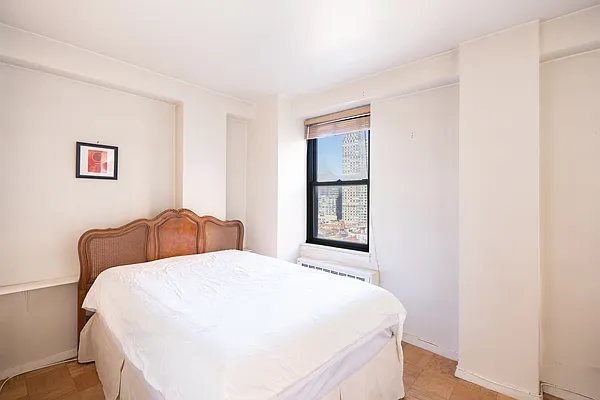 Sold by Compass | media 8