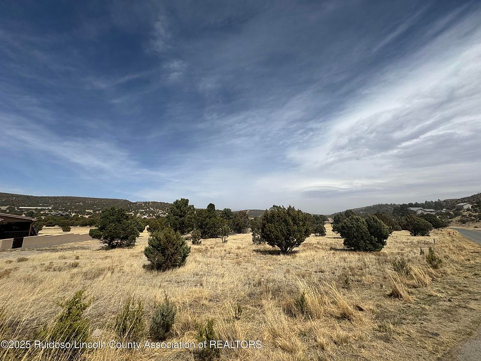 2nd image of 267 Saddleback Rd