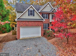 4 Highland Rd, Palmyra, VA 22963