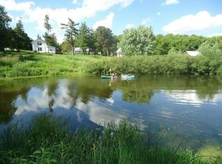 1670 200th Ave, Decorah, IA 52101