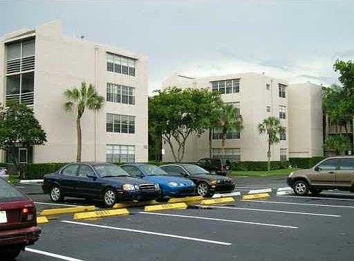 1st image of 9420 Tangerine Pl APT 105