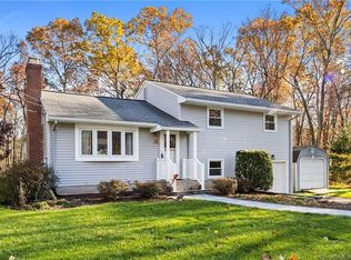 5 Gem Dr, Ellington, CT 06029