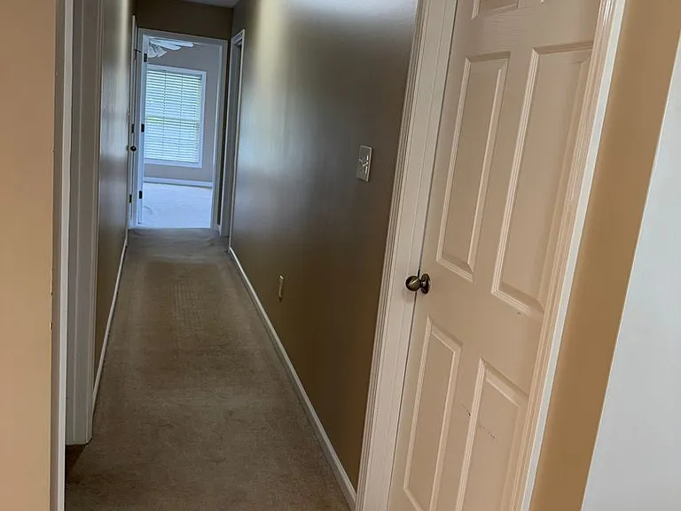 492 Glenshire Ln — Photo 14