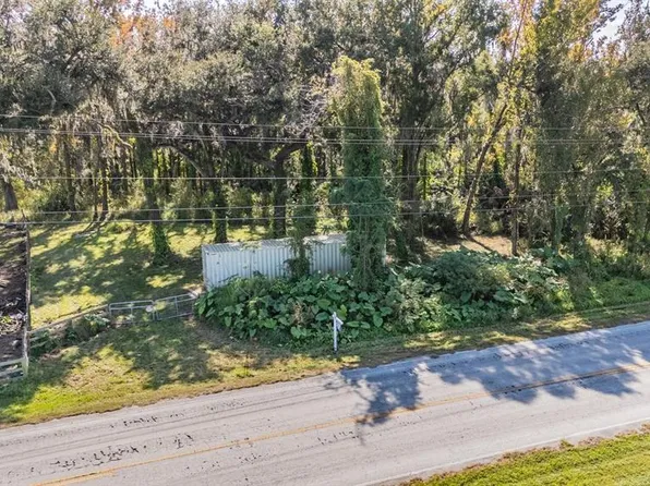 18113 672nd Hwy, Lithia, FL 33547