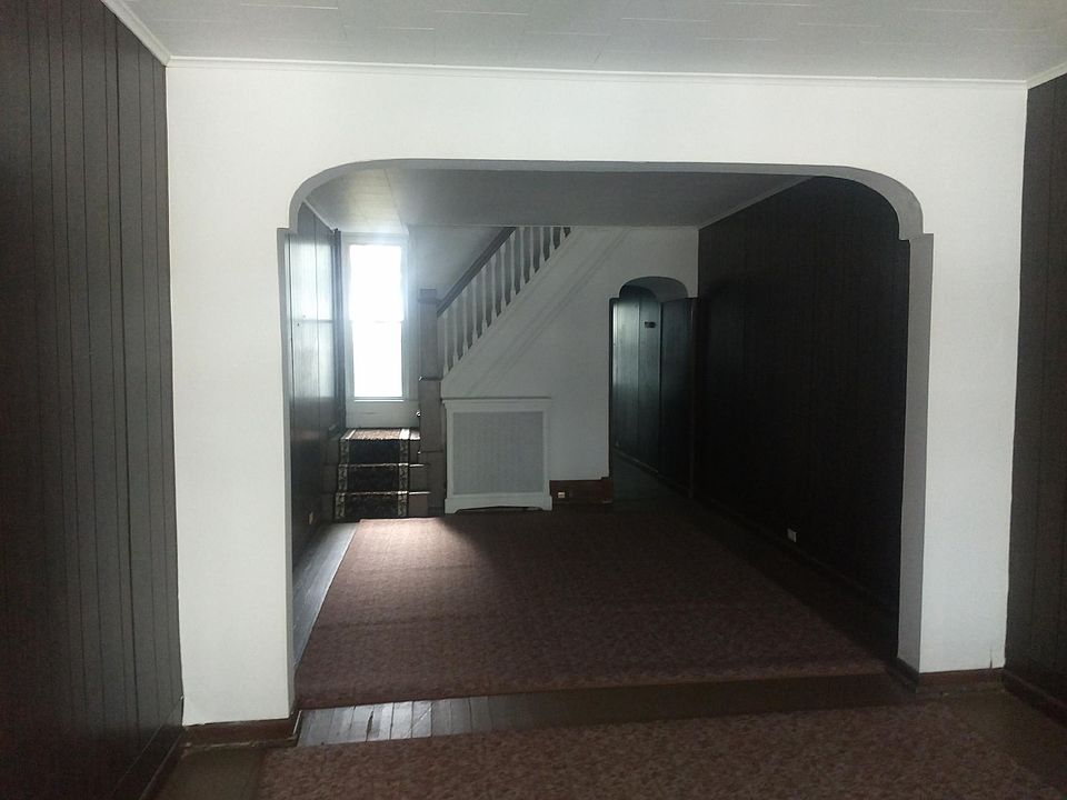 Living/dining room