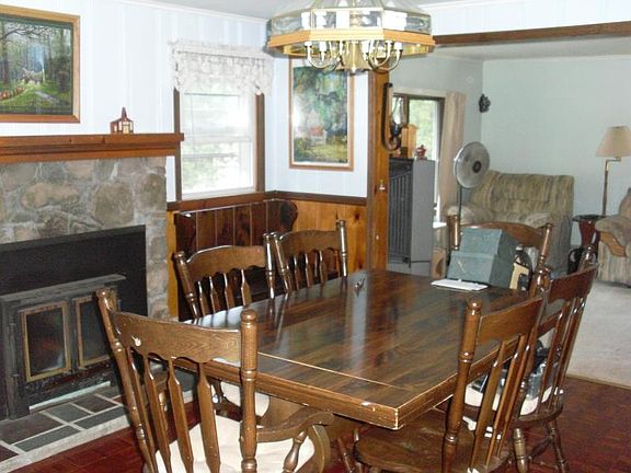 2nd image of 2021 Lakeside Dr W